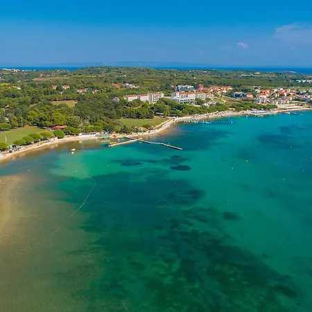 Munida 아파트 메덜린